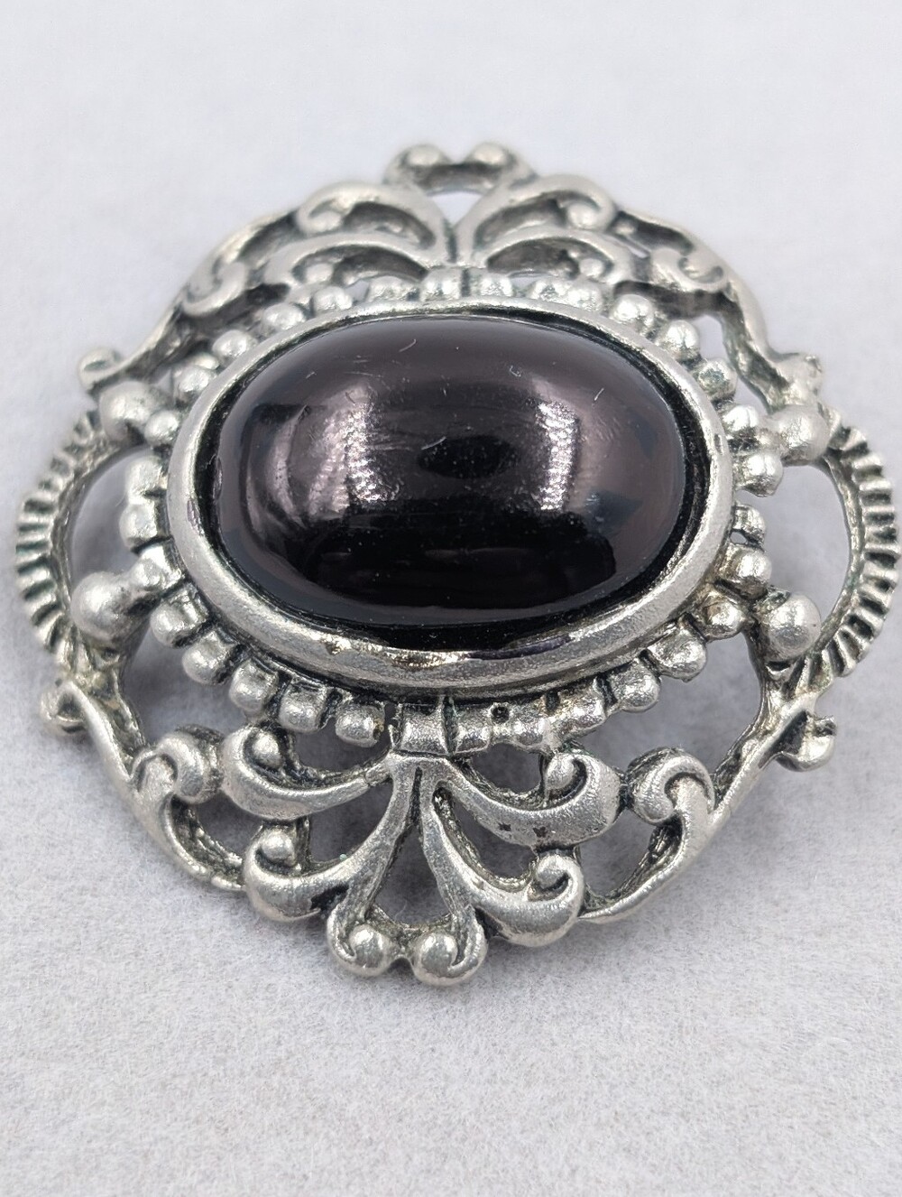 Vintage Victorian Revival Black Glass Cabochon Silver Tone Brooch | M237